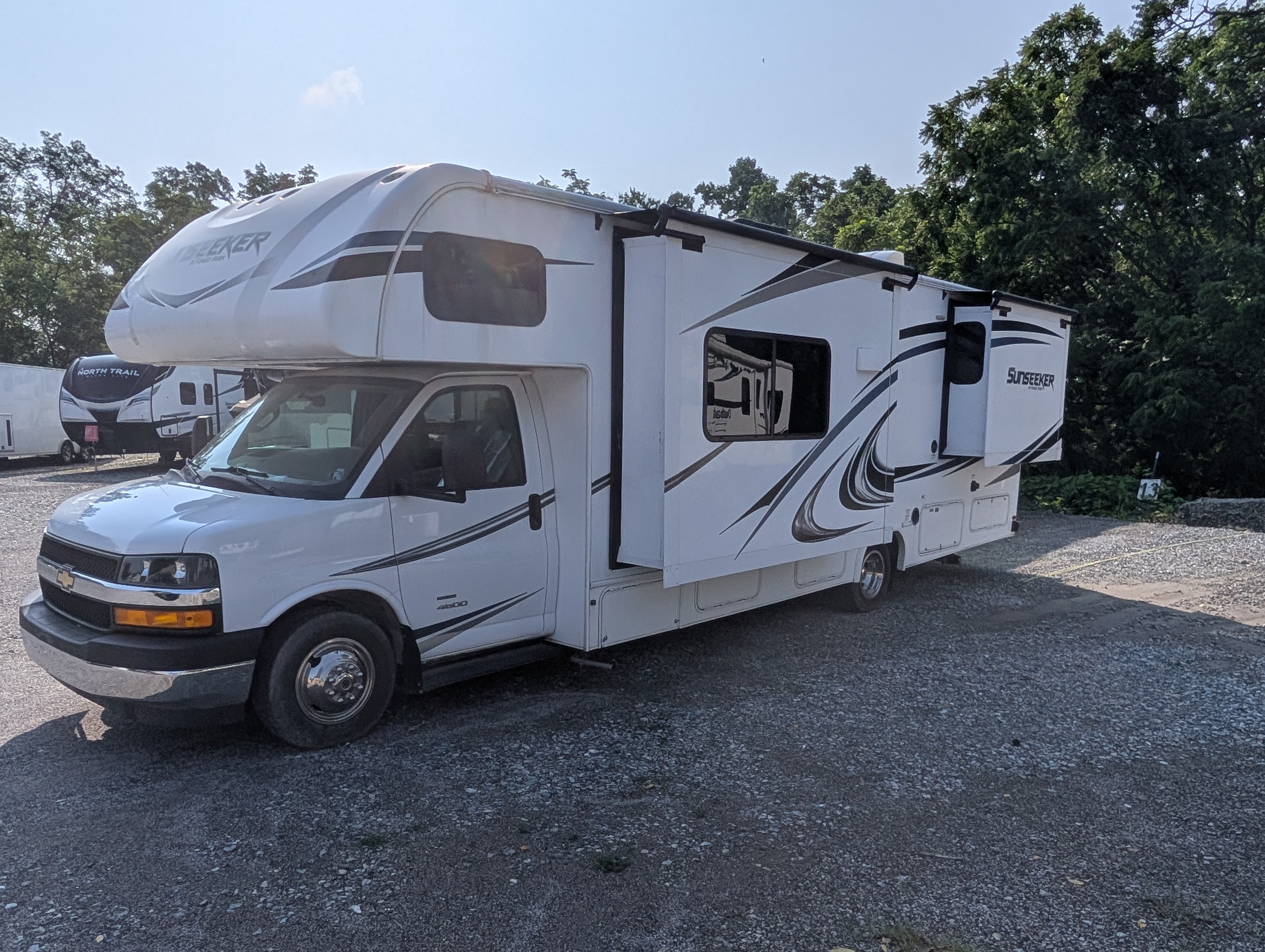2019 Forest River SUNSEEKER 2860DS in kennett square PA