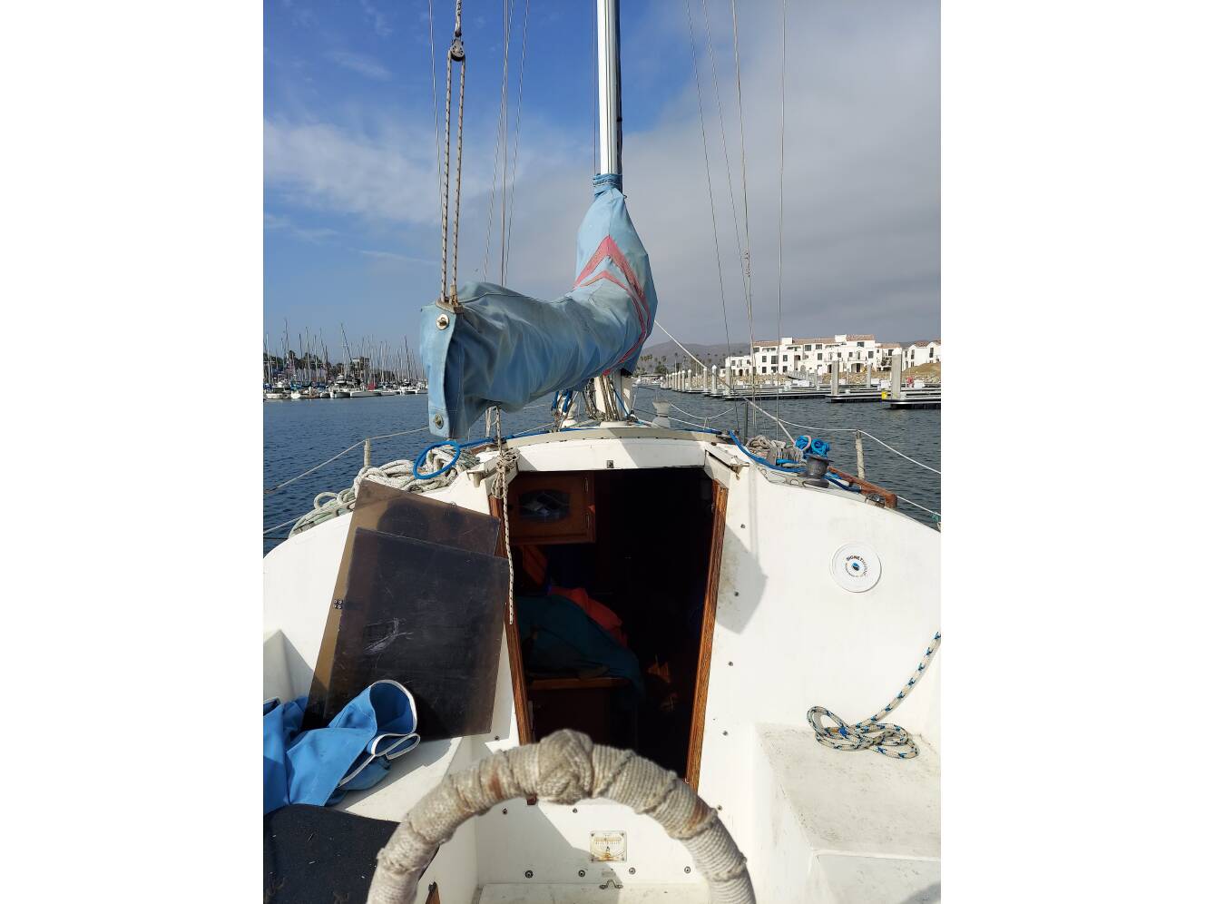 A photo of this 1982 Capital Yachts NEWPORT 33