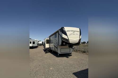 2021 Heartland Big Country 3560SS in los banos