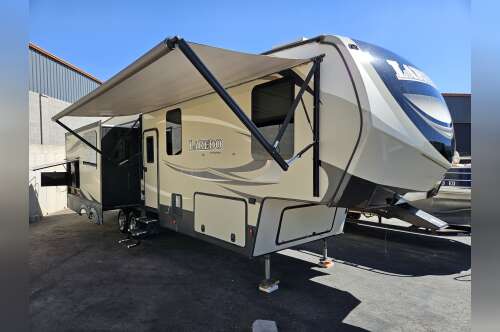 2017 Keystone LAREDO 325RL in hurricane UT