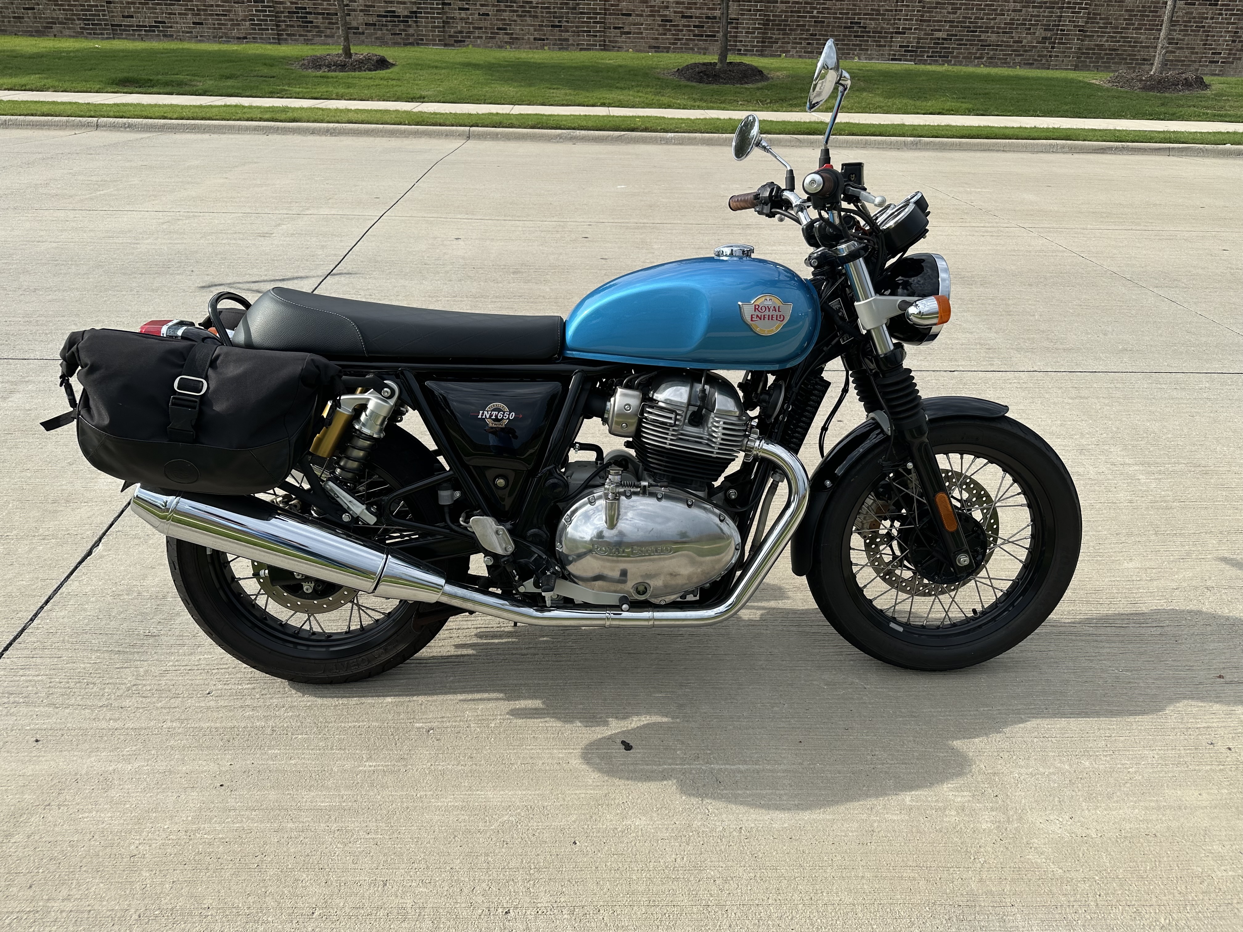 2022 Royal Enfield INT650 BASE BASE in Mckinney, TX