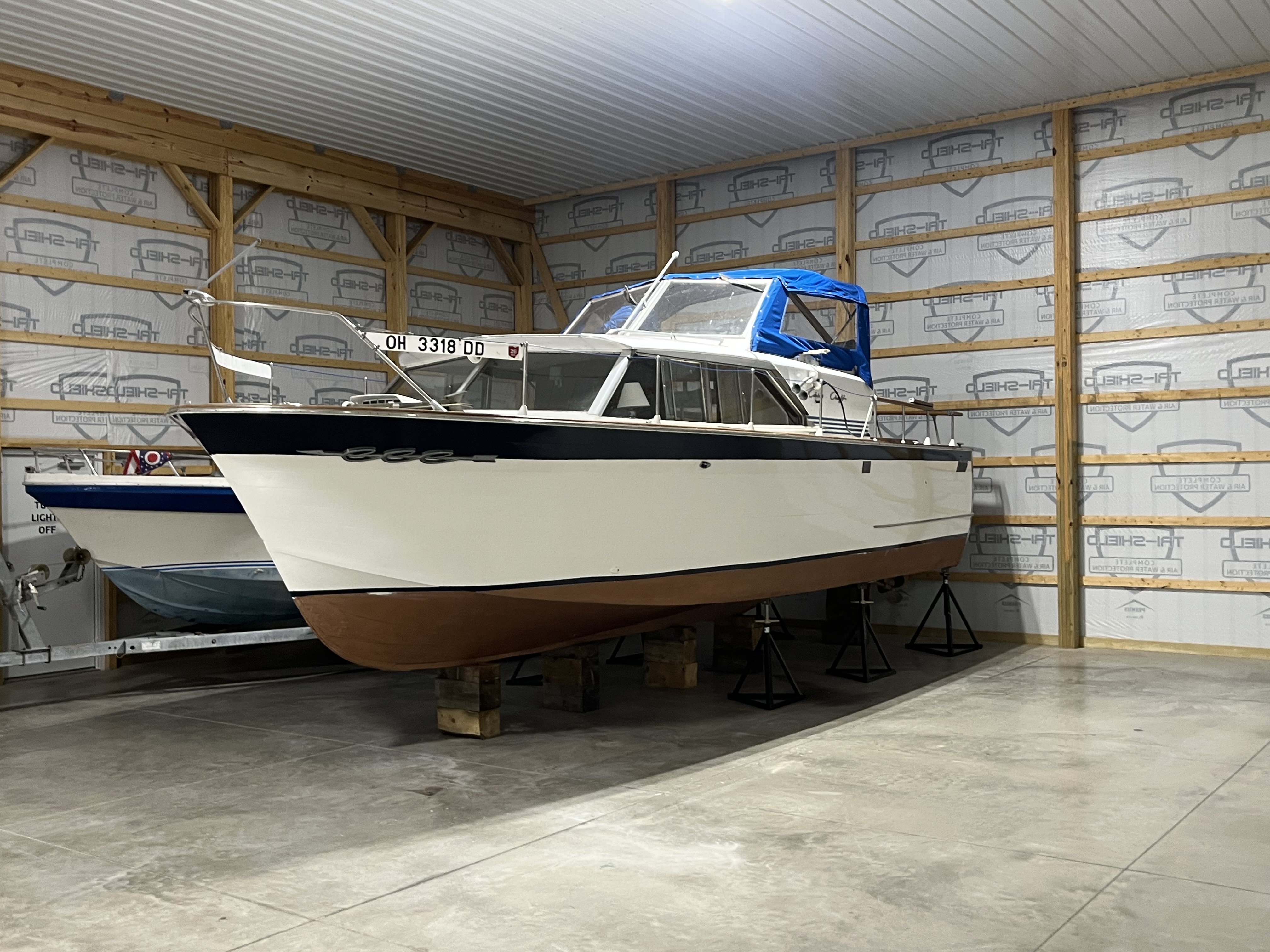 1963 Chris-Craft CONSTELLATION in fairview park OH