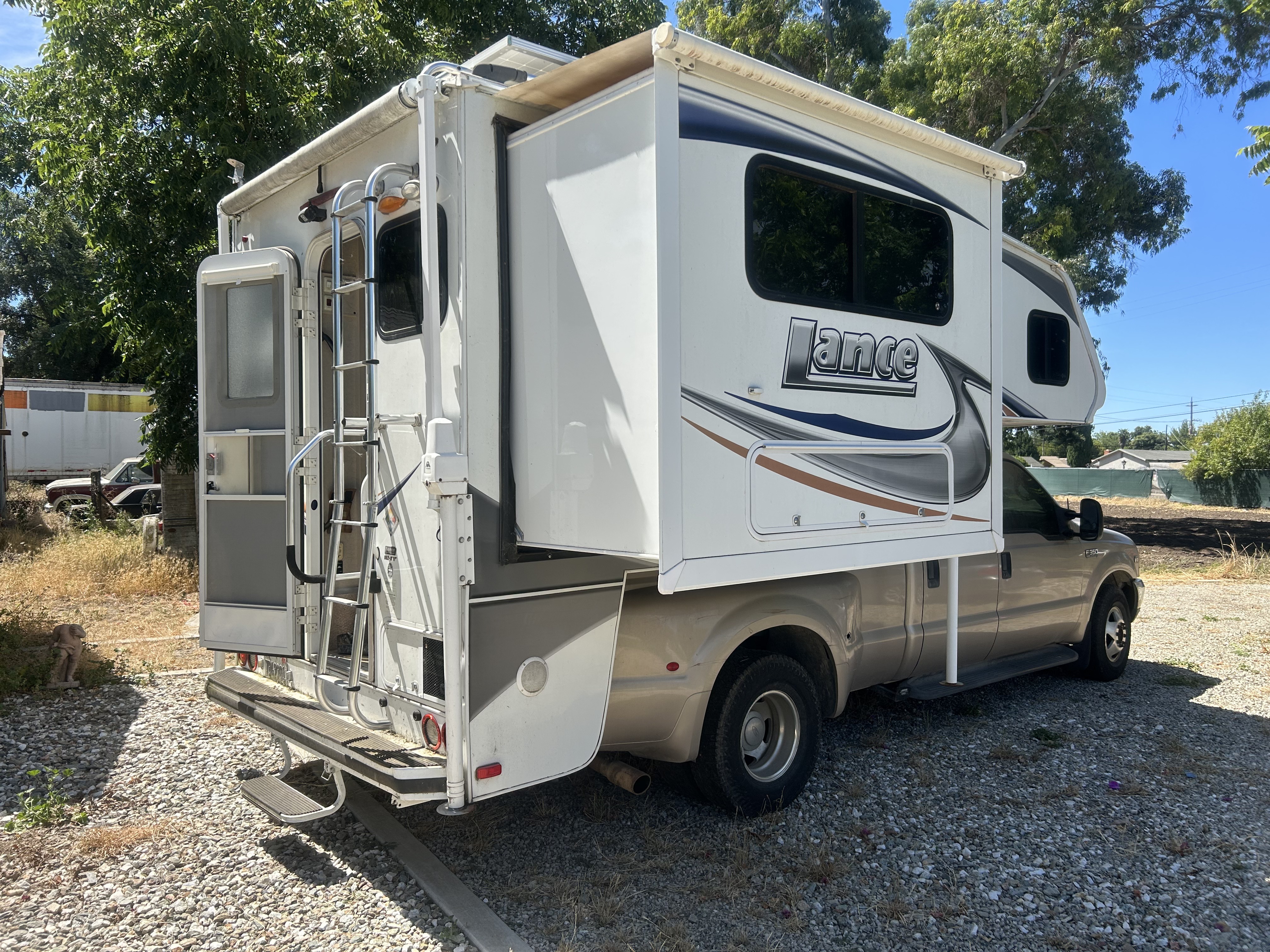 2013 Lance 992 in walnut creek CA