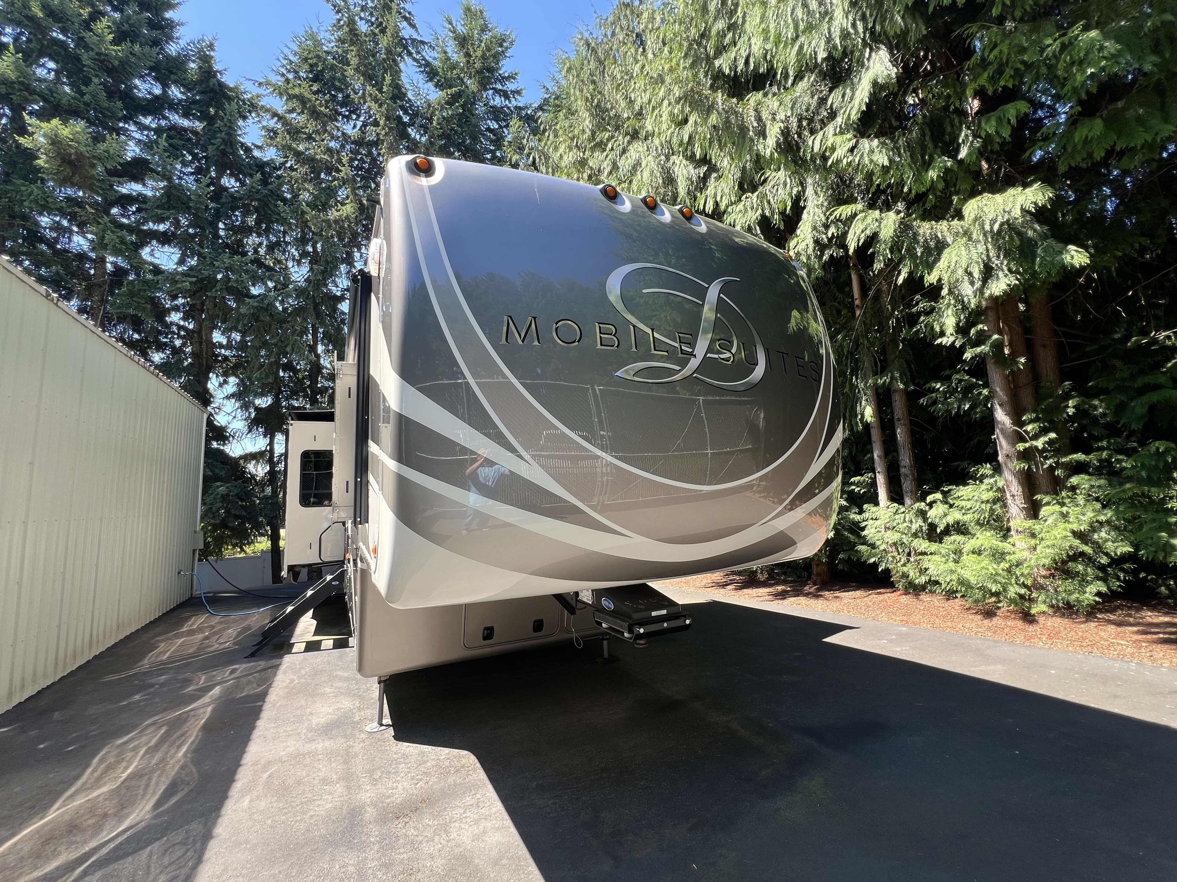 2019 DRV MOBILE SUITES 39DBRS3 in salem OR