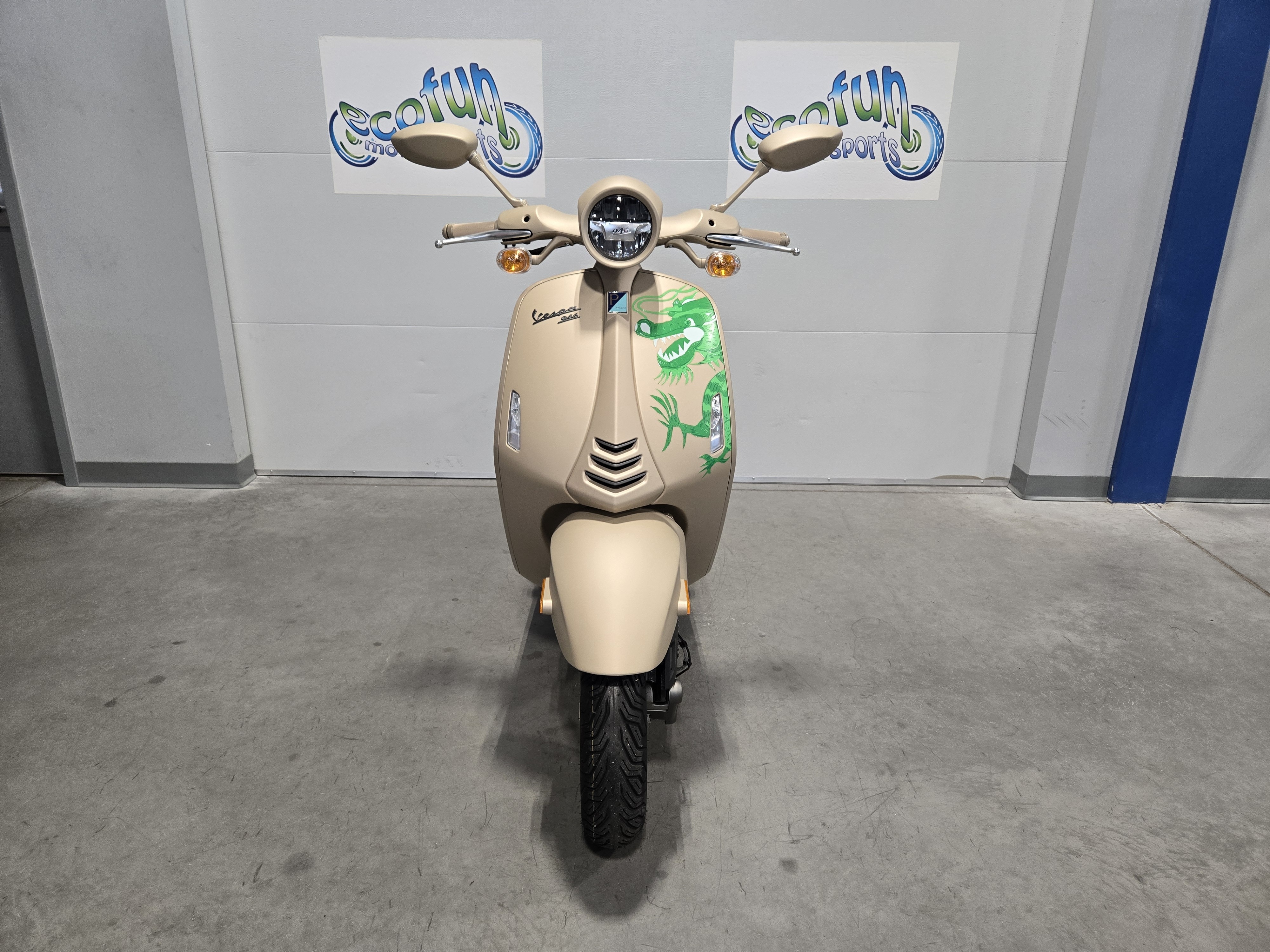 2024 Vespa 946 Dragon 150 150 in Forest Lake, MN