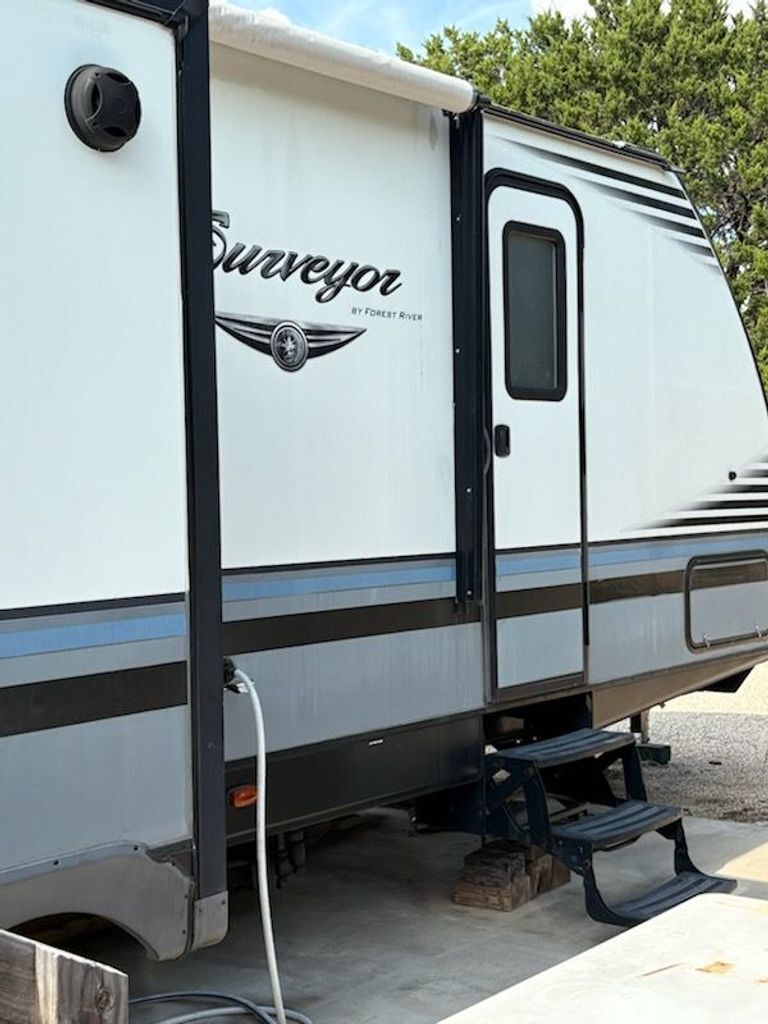 2017 Forest River Surveyor 265RLDS in copperas cove TX