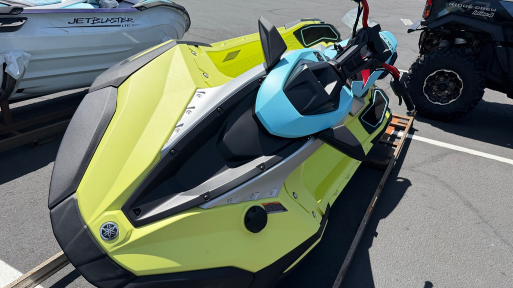 2025 Yamaha WaveRunner JetBlaster PRO 3-Up PRO 3-UP in Sublimity, OR