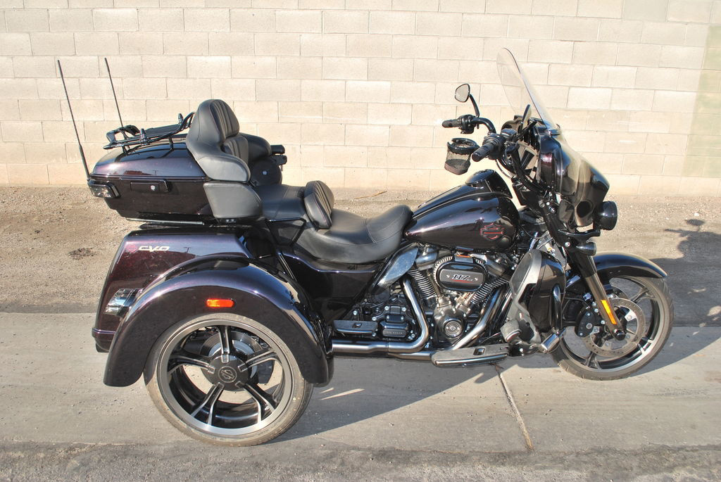 2021 Harley-Davidson FLHTCUTGSE - CVO Tri Glide FLHTCUTG - Tri Glide U ULTRA CLASSIC® in Las Vegas, NV