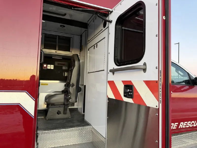 2021 INTERNATIONAL AEV 4X4 AMBULANCE