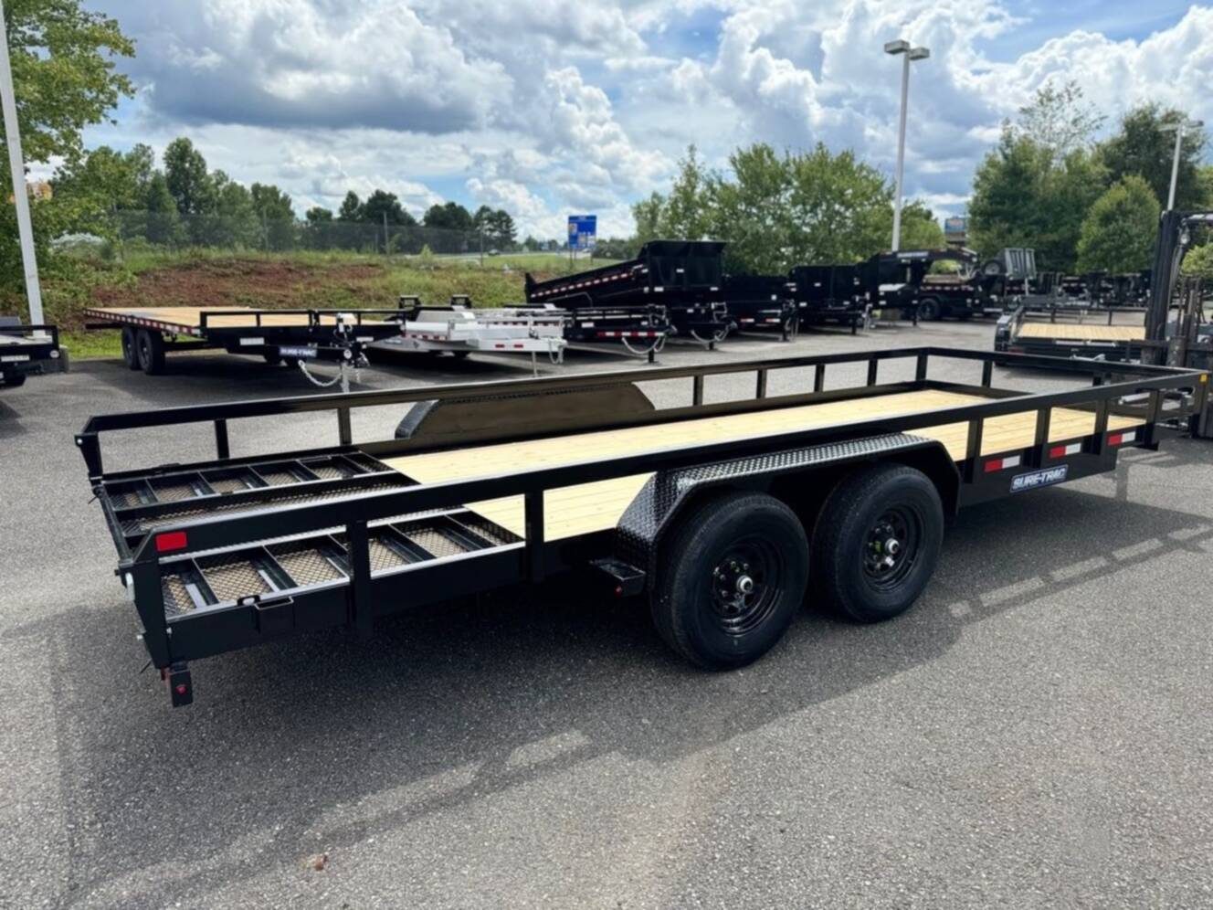A photo of this 2026 Sure-Trac 7x20 TUBE TOP UTILITY 10K