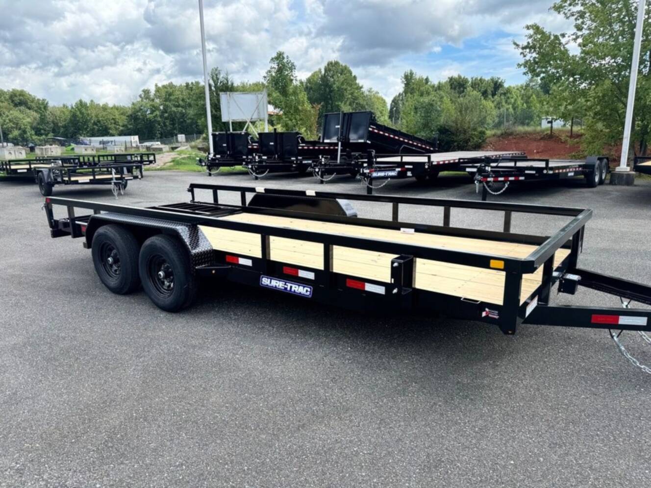 A photo of this 2026 Sure-Trac 7x18 TUBE TOP UTILITY 10K