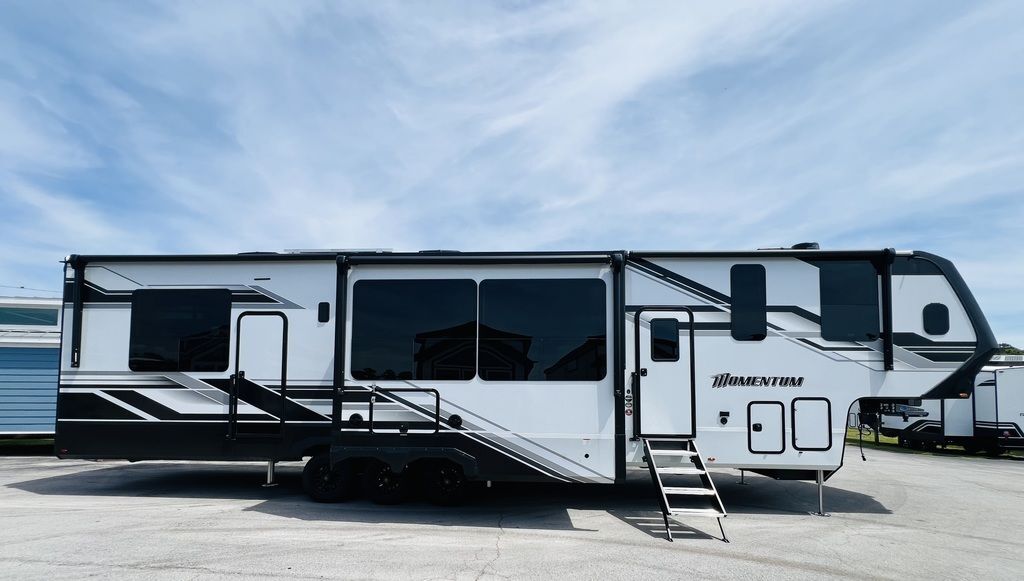 2026 Grand Design Momentum M-Class 395MS in newport NC