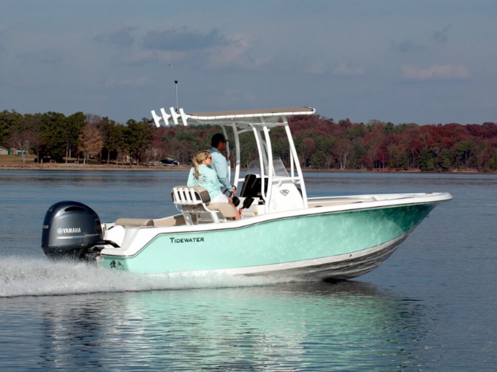 2020 Tidewater Boats 210 CC Adventure in bradenton FL