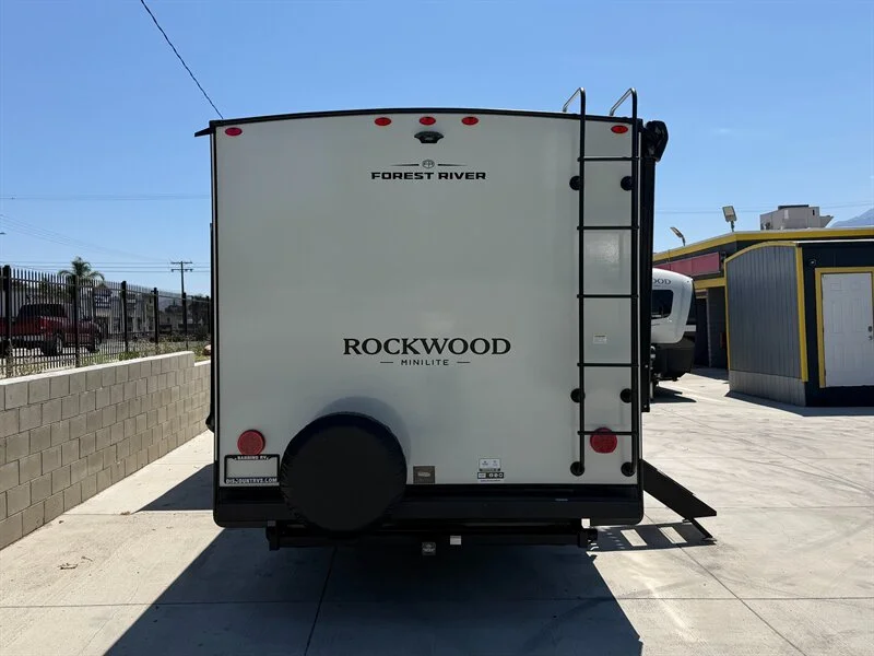 2027 Forest River Rockwood MINILITE 2506FK