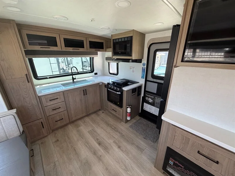 2027 Forest River Rockwood MINILITE 2506FK