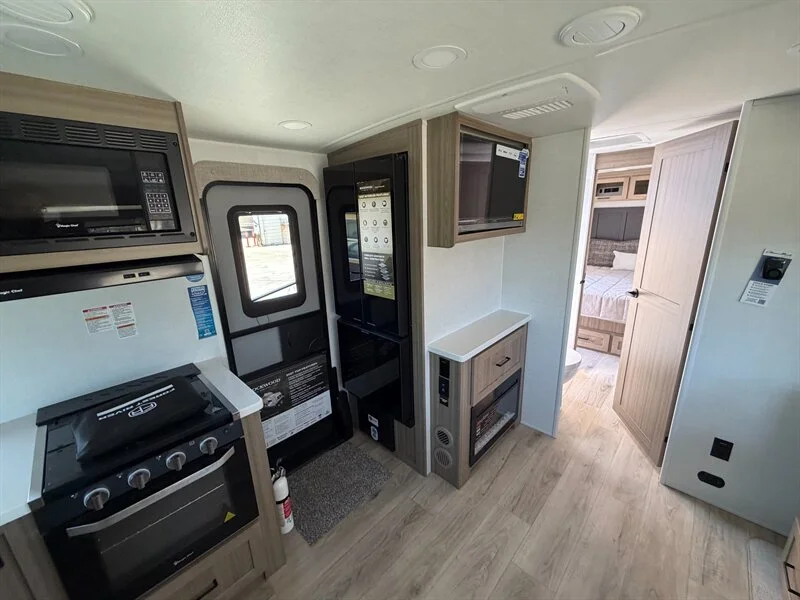 2027 Forest River Rockwood MINILITE 2506FK