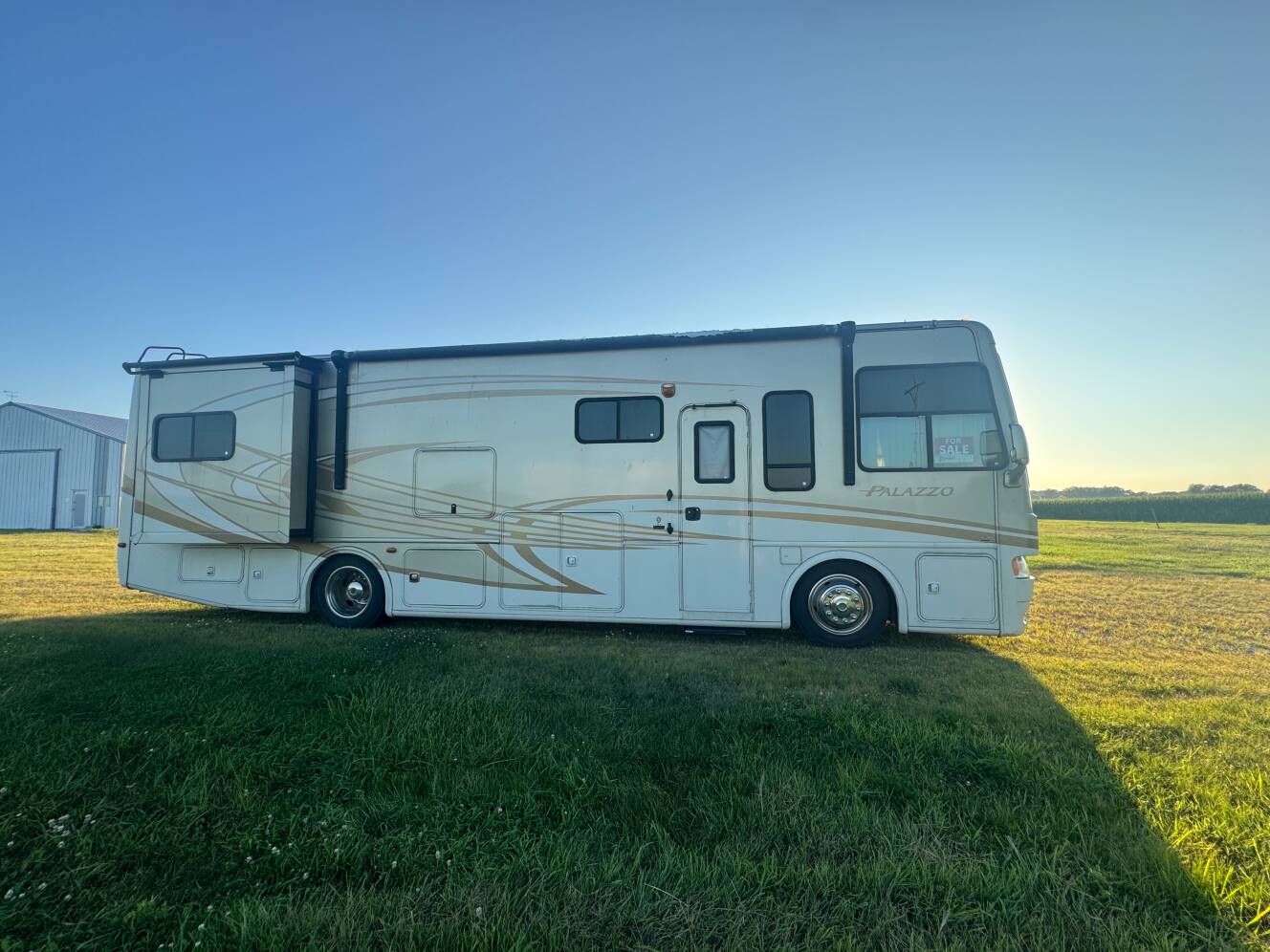 A photo of this 2013 Thor Motor Coach PALAZZO