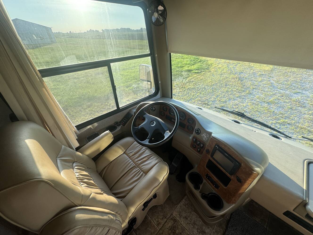 A photo of this 2013 Thor Motor Coach PALAZZO