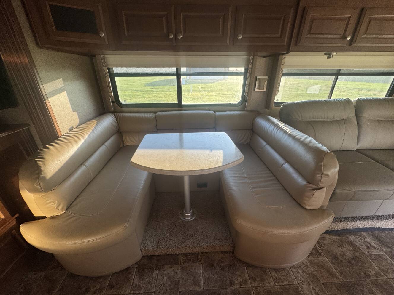 A photo of this 2013 Thor Motor Coach PALAZZO