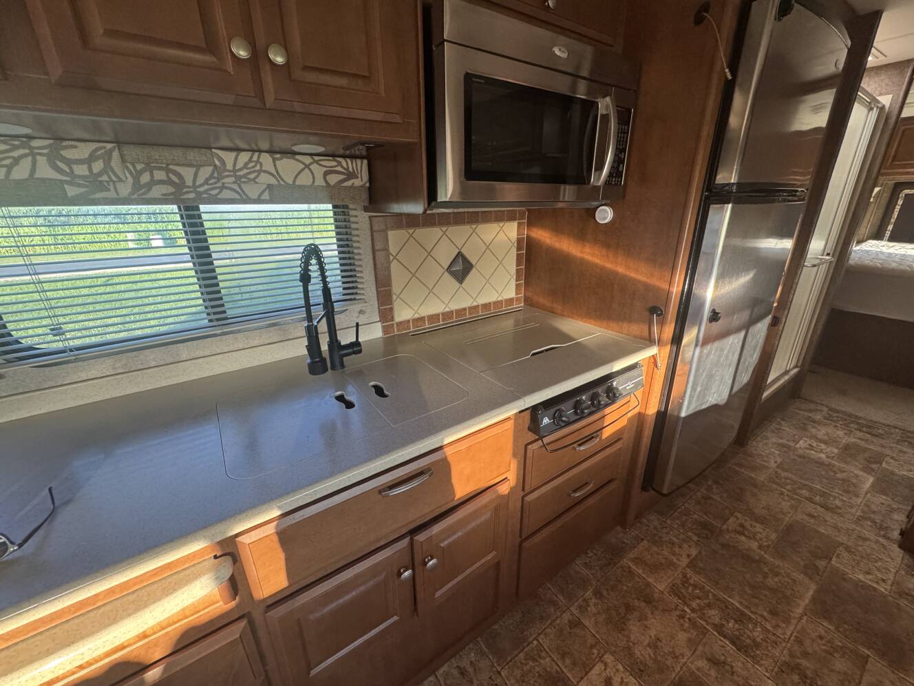A photo of this 2013 Thor Motor Coach PALAZZO