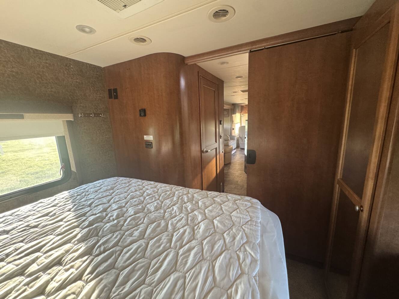 A photo of this 2013 Thor Motor Coach PALAZZO