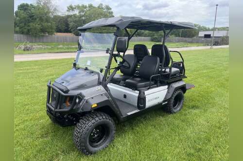 2026 John Deere Electric Gator Utility Vehicles GX Crew Electric ELECTRIC CREW in shorewood IL