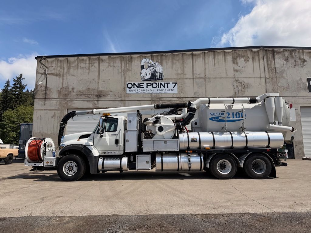 2012 Vactor 2100 Plus Hydro-Excavator in Ravensdale, WA