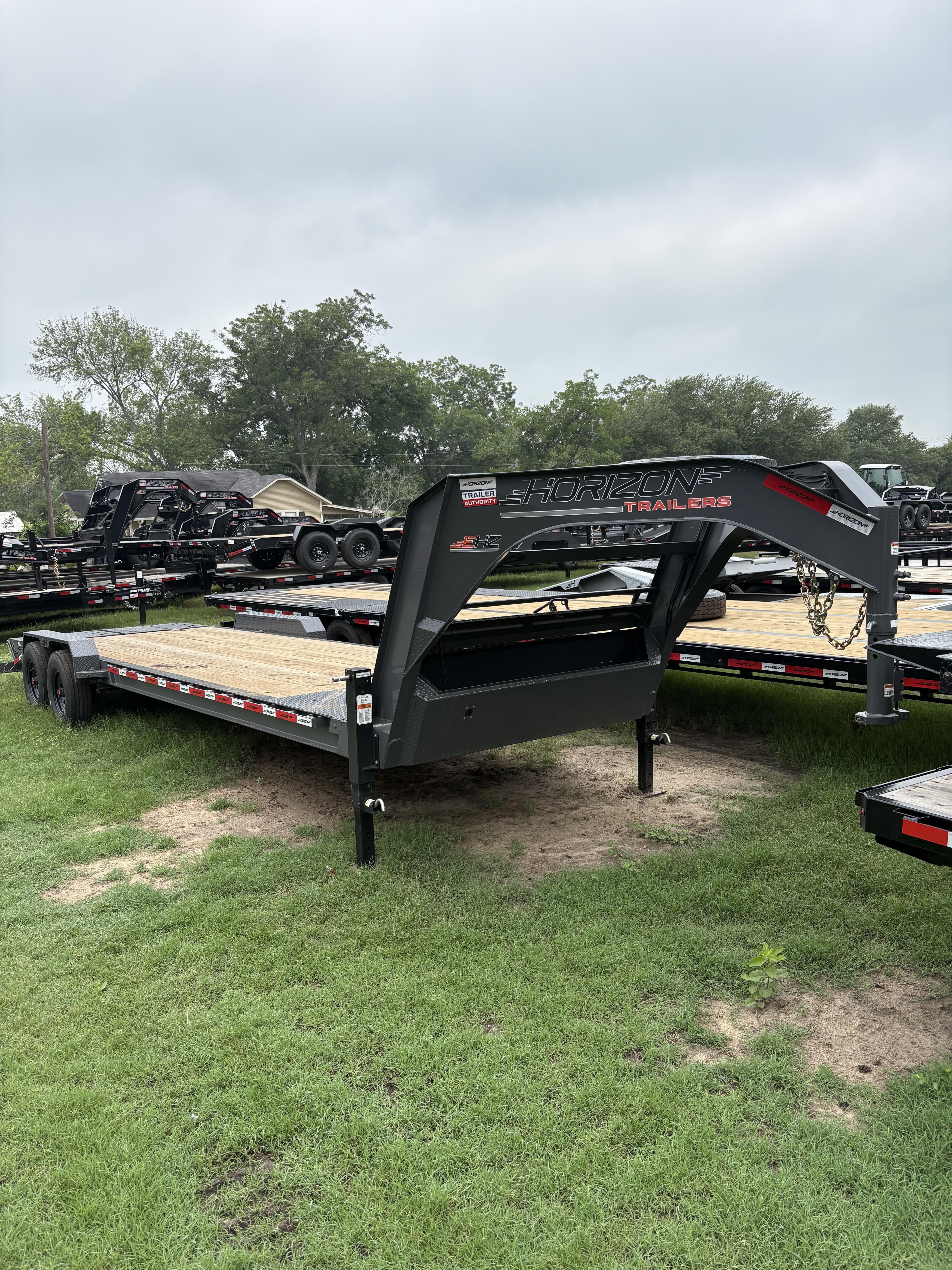 2026 Horizon Trailers EHZ 26 X 83" GOOSENECK LOW BOY in Shiner, TX