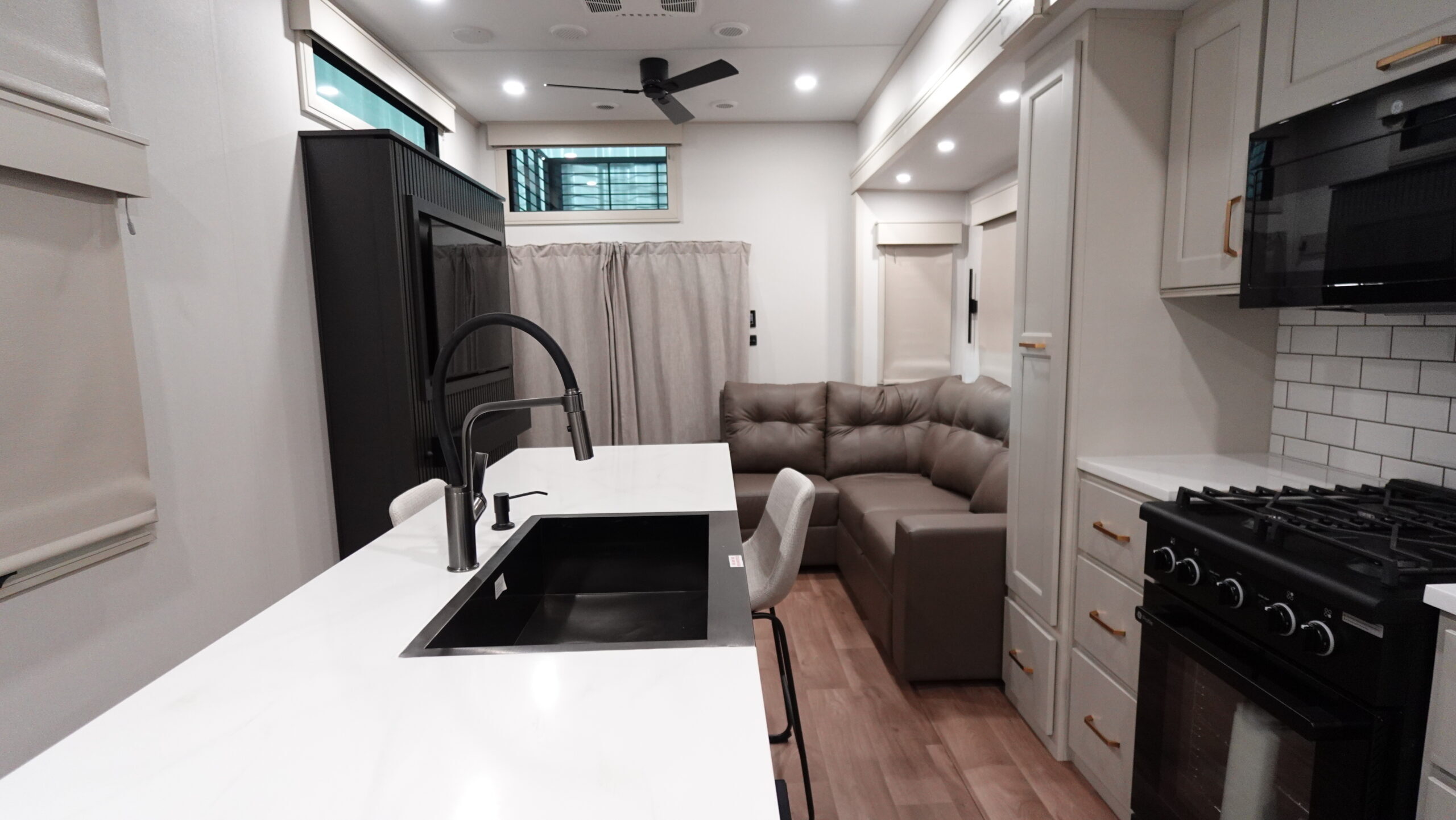View more photos of this listing