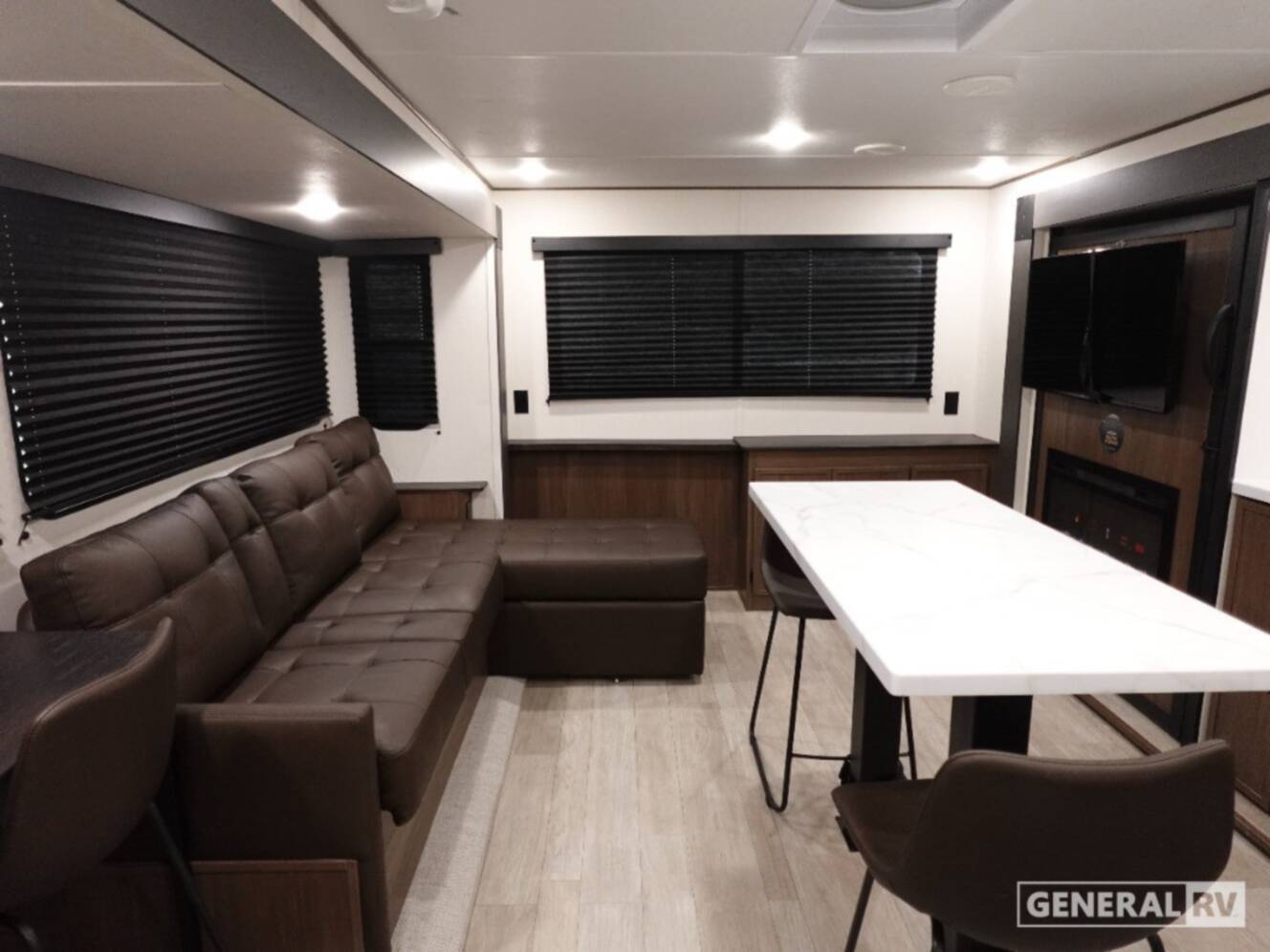 A photo of this 2026 Prime Time Rv AVENGER 27REI