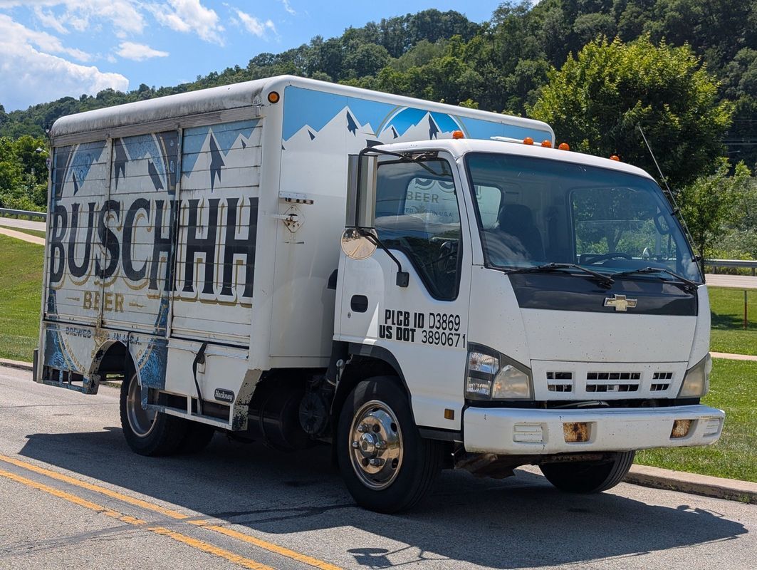 2006 Chevrolet W5500 in Freeport, PA