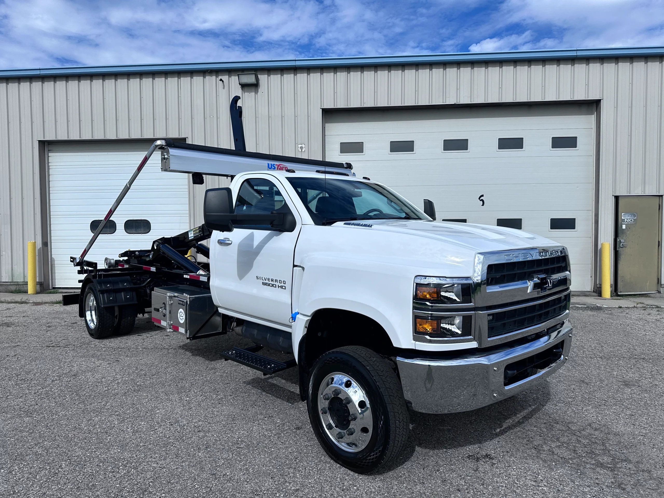 2025 CHEVROLET 6500 in Clare, MI
