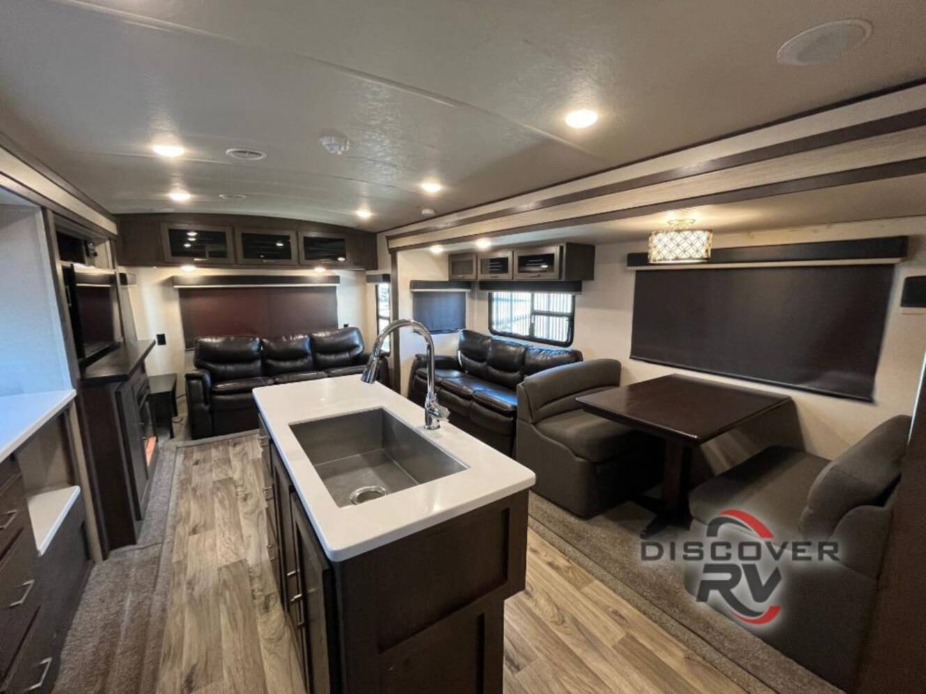A photo of this 2018 Forest River Rv Salem Hemisphere GLX 272RL