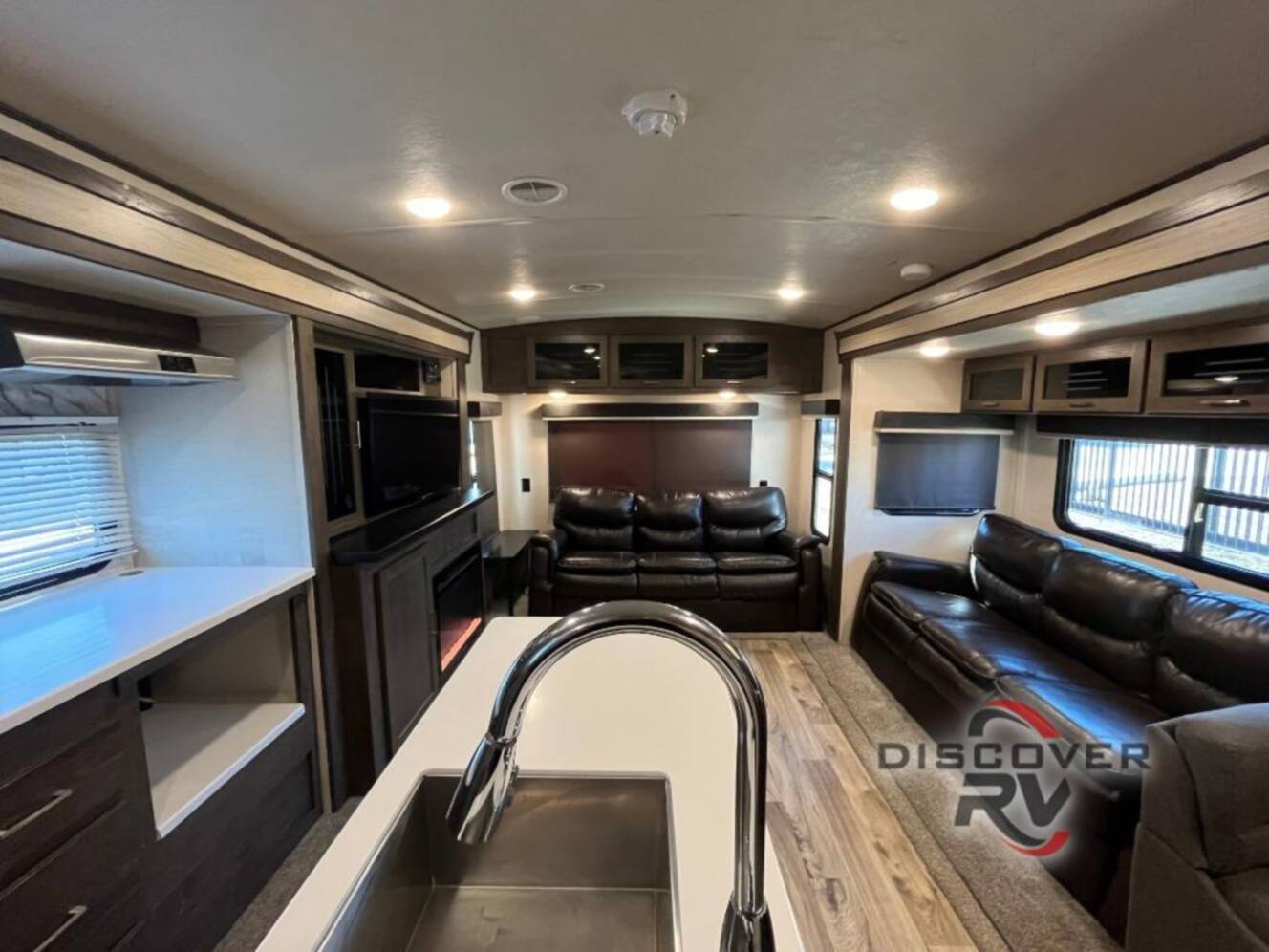 A photo of this 2018 Forest River Rv Salem Hemisphere GLX 272RL