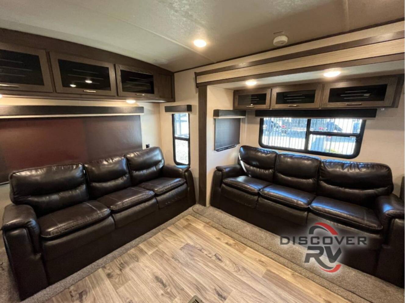 A photo of this 2018 Forest River Rv Salem Hemisphere GLX 272RL