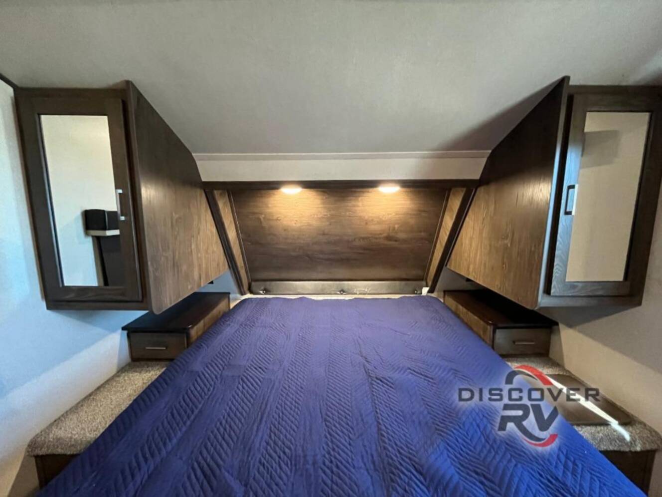 A photo of this 2018 Forest River Rv Salem Hemisphere GLX 272RL