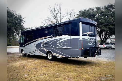 2016 Winnebago Adventurer 35P in tallahassee FL