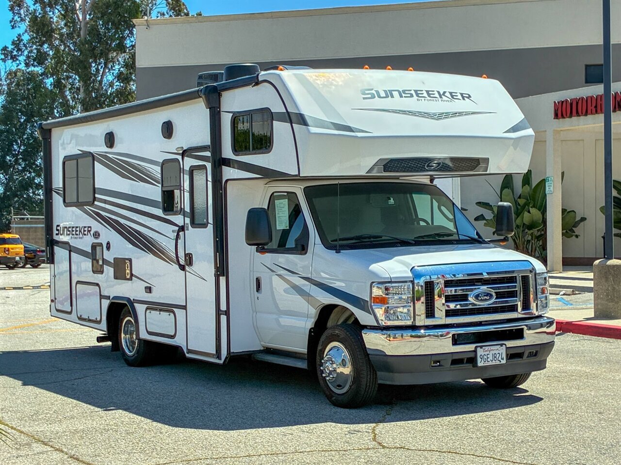 2024 Forest River Sunseeker 2150SLE in santa fe springs CA