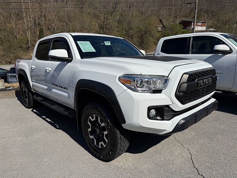 2016 TOYOTA TACOMA in Prestonsburg, KY