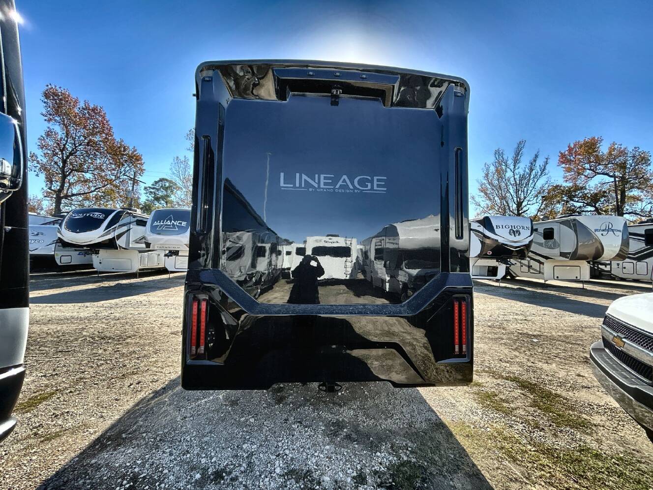 A photo of this 2026 Grand Design Lineage Series M 25TK