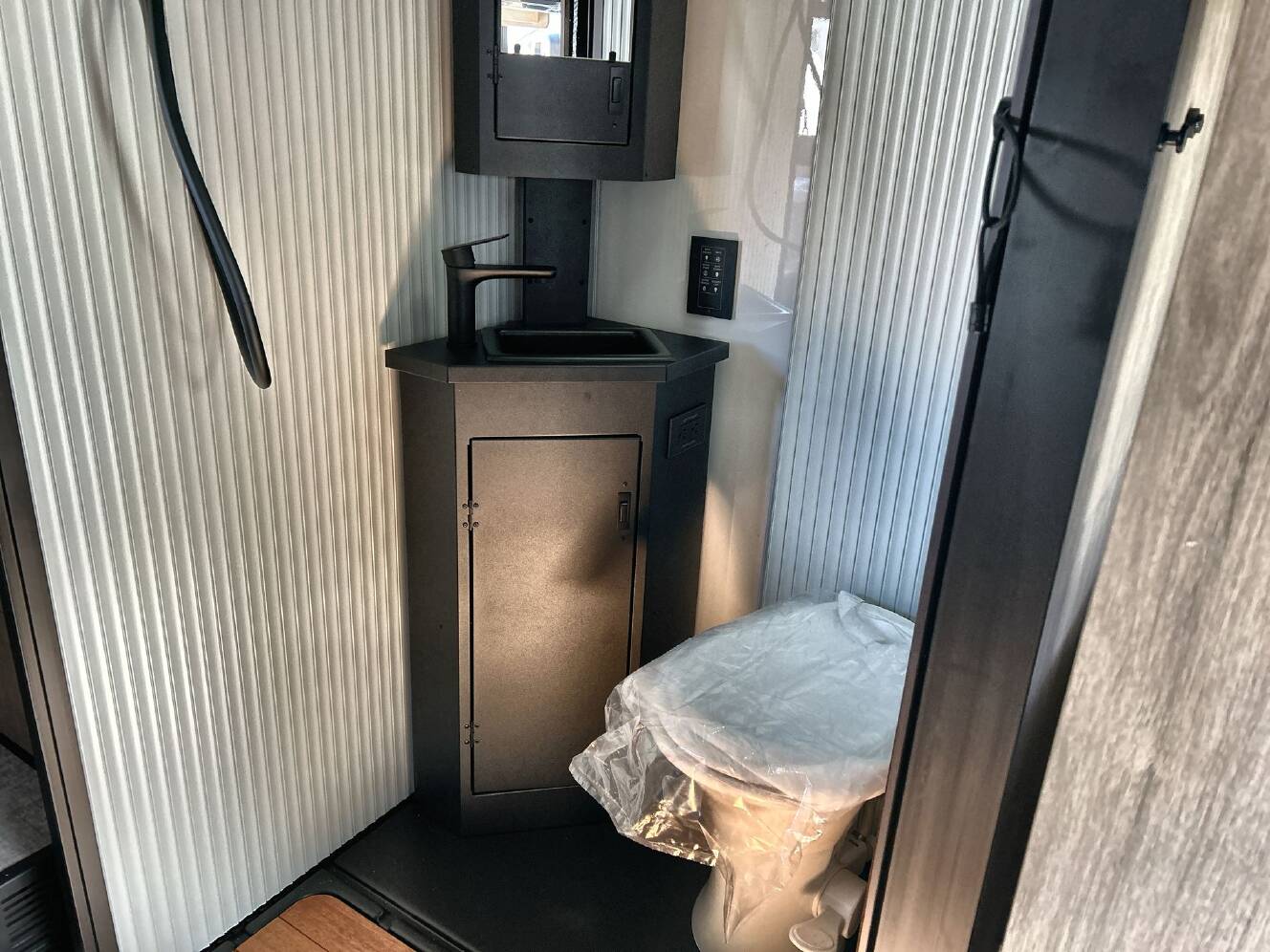 A photo of this 2026 Grand Design Lineage Series M 25TK