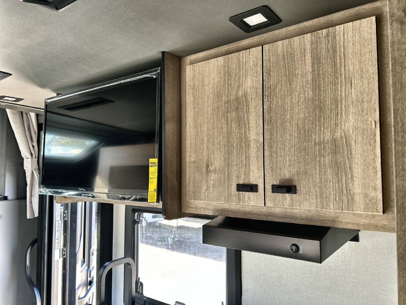 A photo of this 2026 Grand Design Lineage Series M 25TK