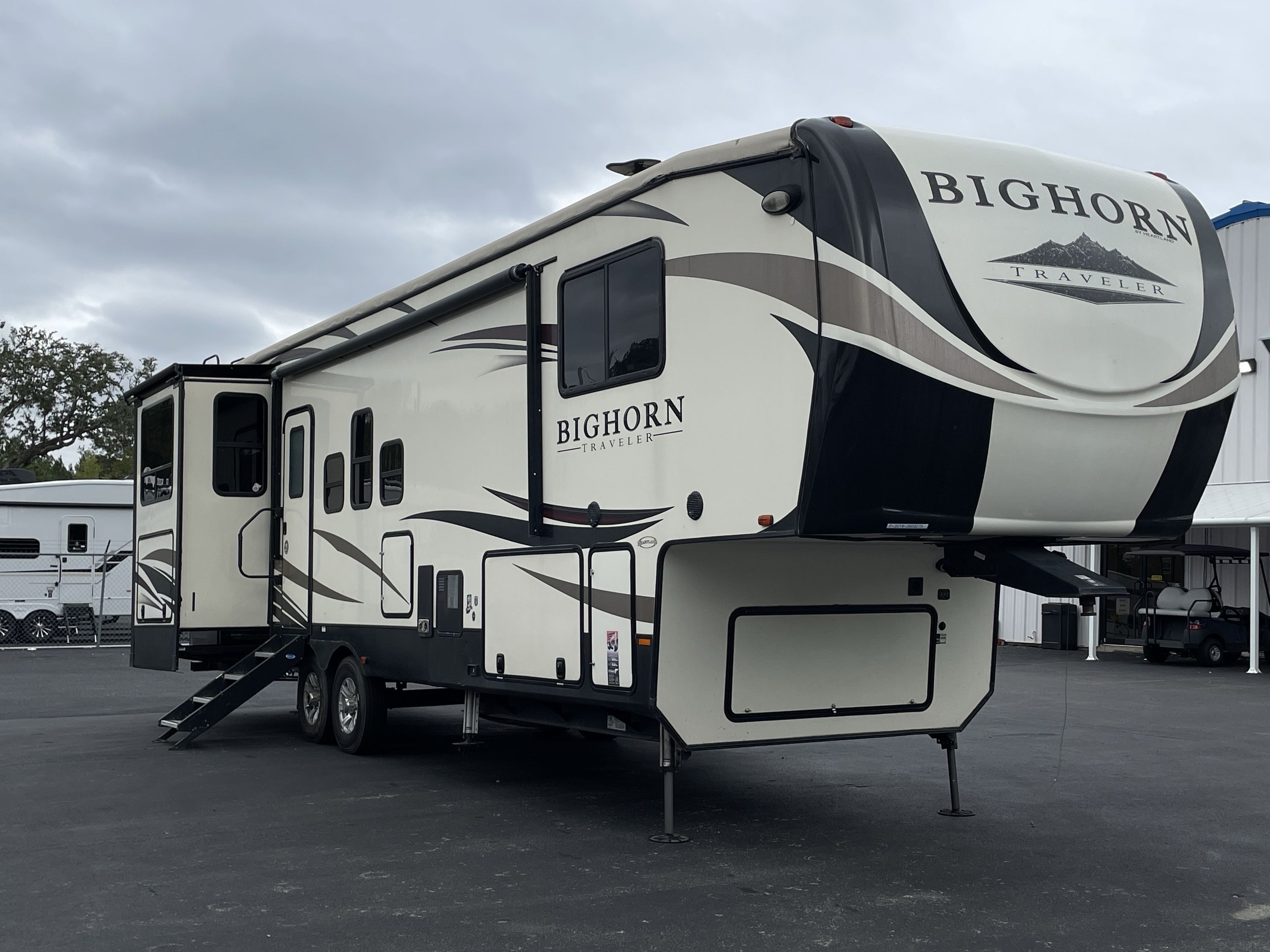 2019 Heartland BIGHORN TRAVELER 32CK RV