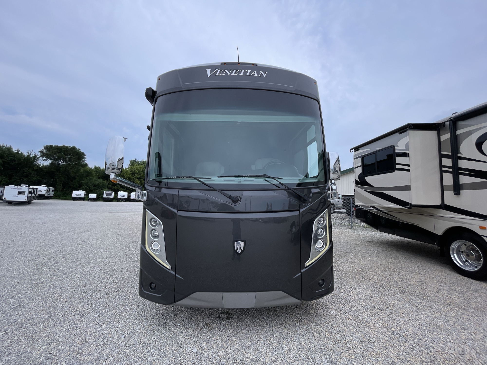 2023 Thor VENETIAN F42 in piqua OH