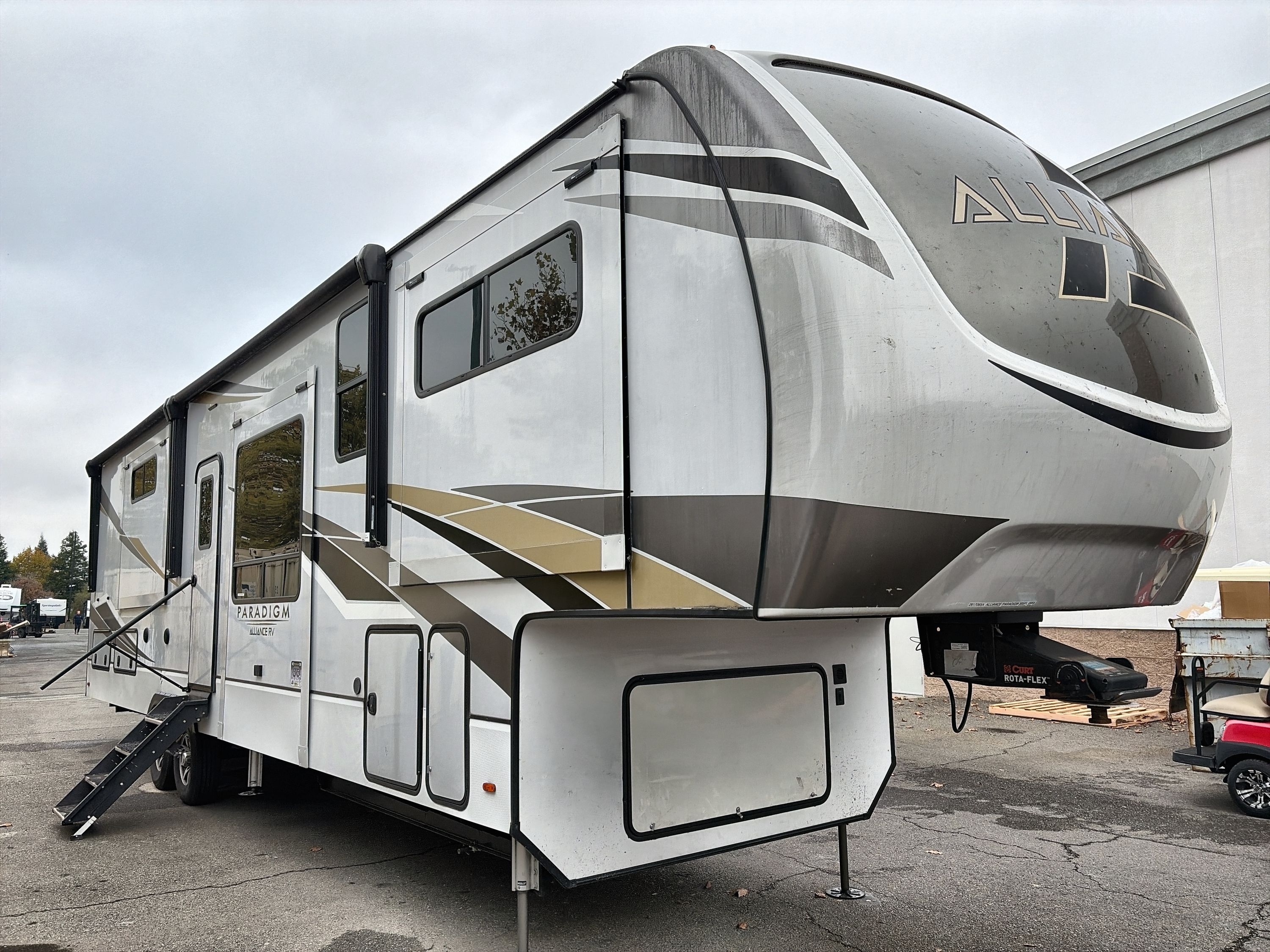 2022 Alliance PARADIGM 385FL in vacaville CA