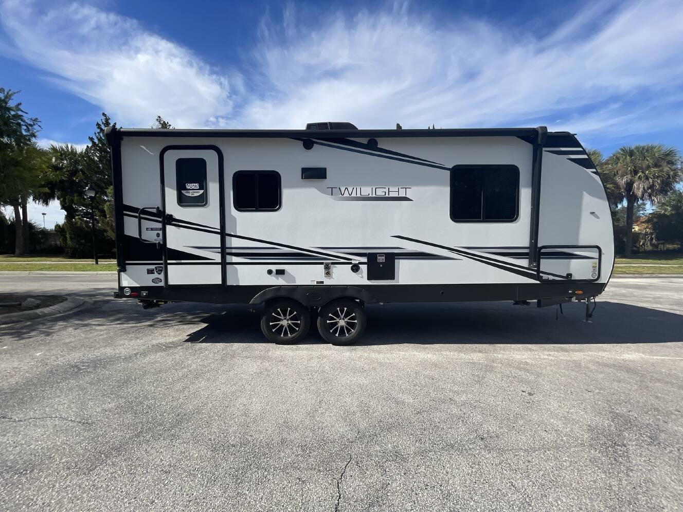A photo of this 2024 Cruiser Rv RADIANCE 21RB