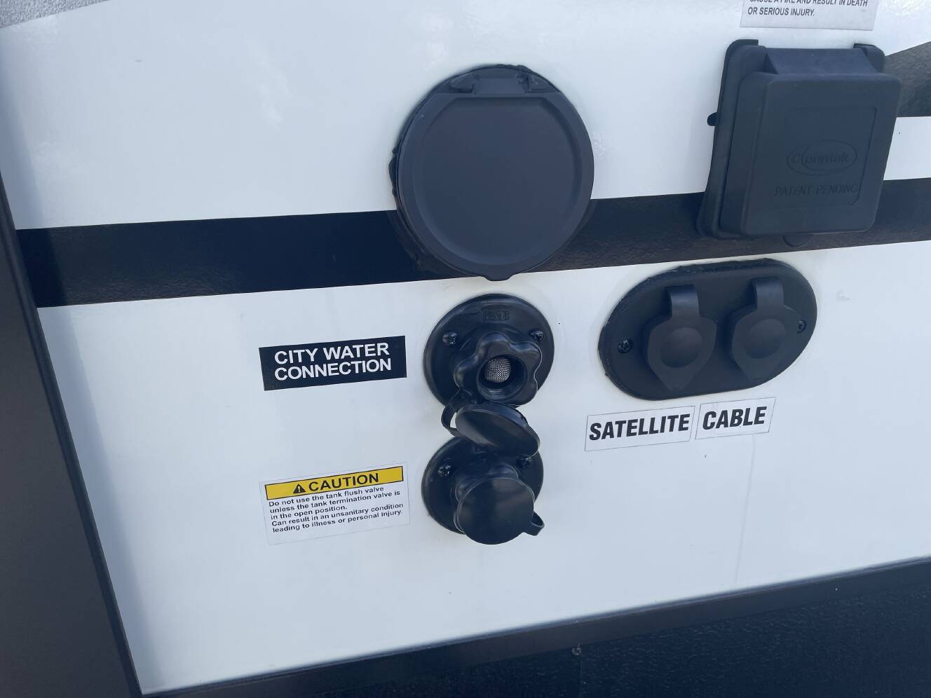 A photo of this 2024 Cruiser Rv RADIANCE 21RB