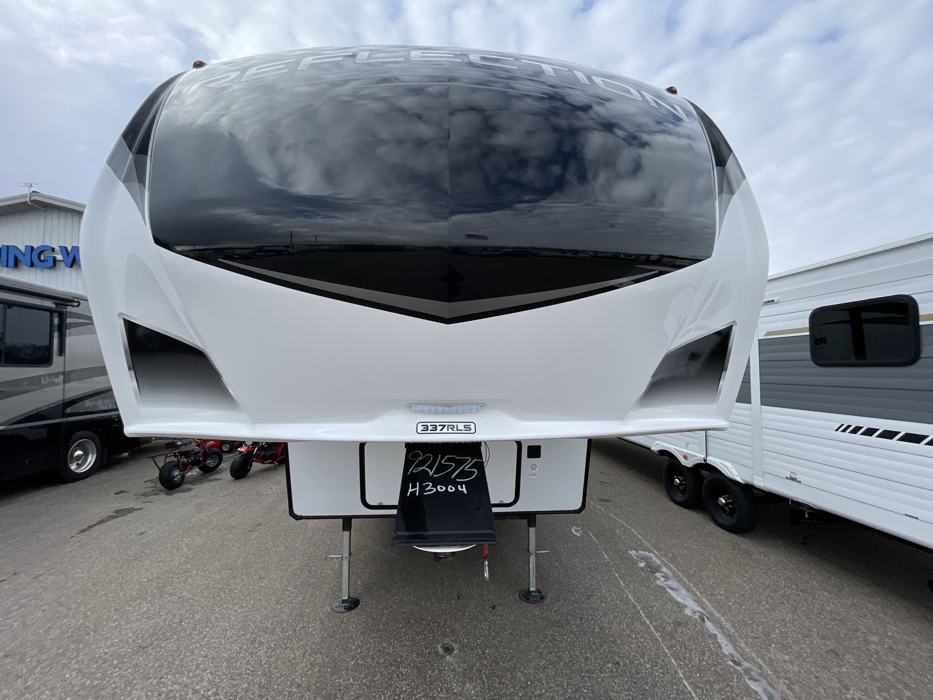2023 Grand Design REFLECTION 337RLS in oronoco MN
