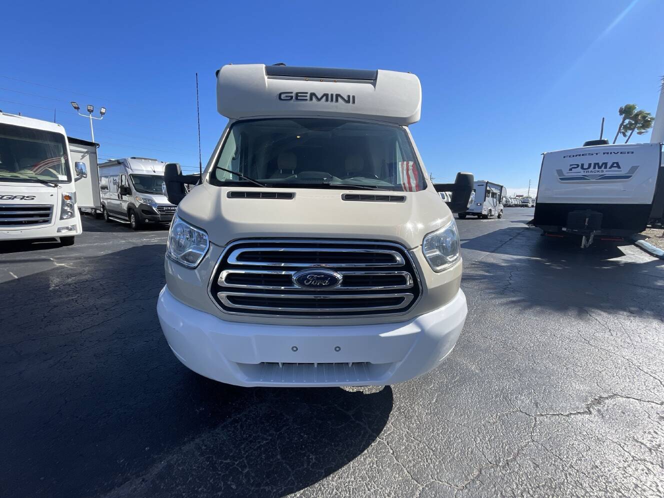 A photo of this 2018 Thor GEMINI 23TR