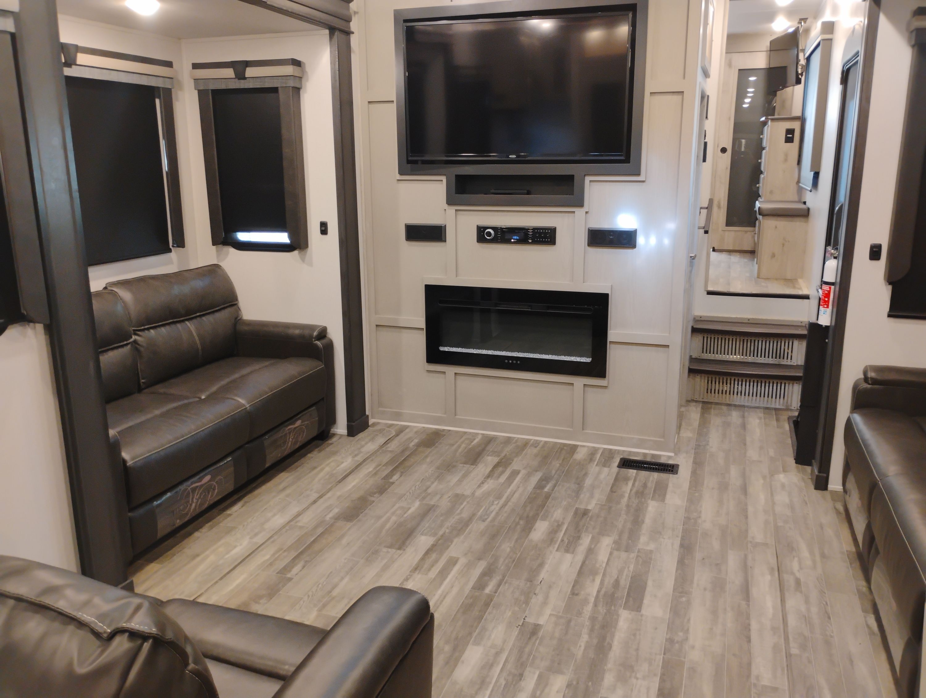 2023 Keystone ALPINE 3910RK in rossford OH